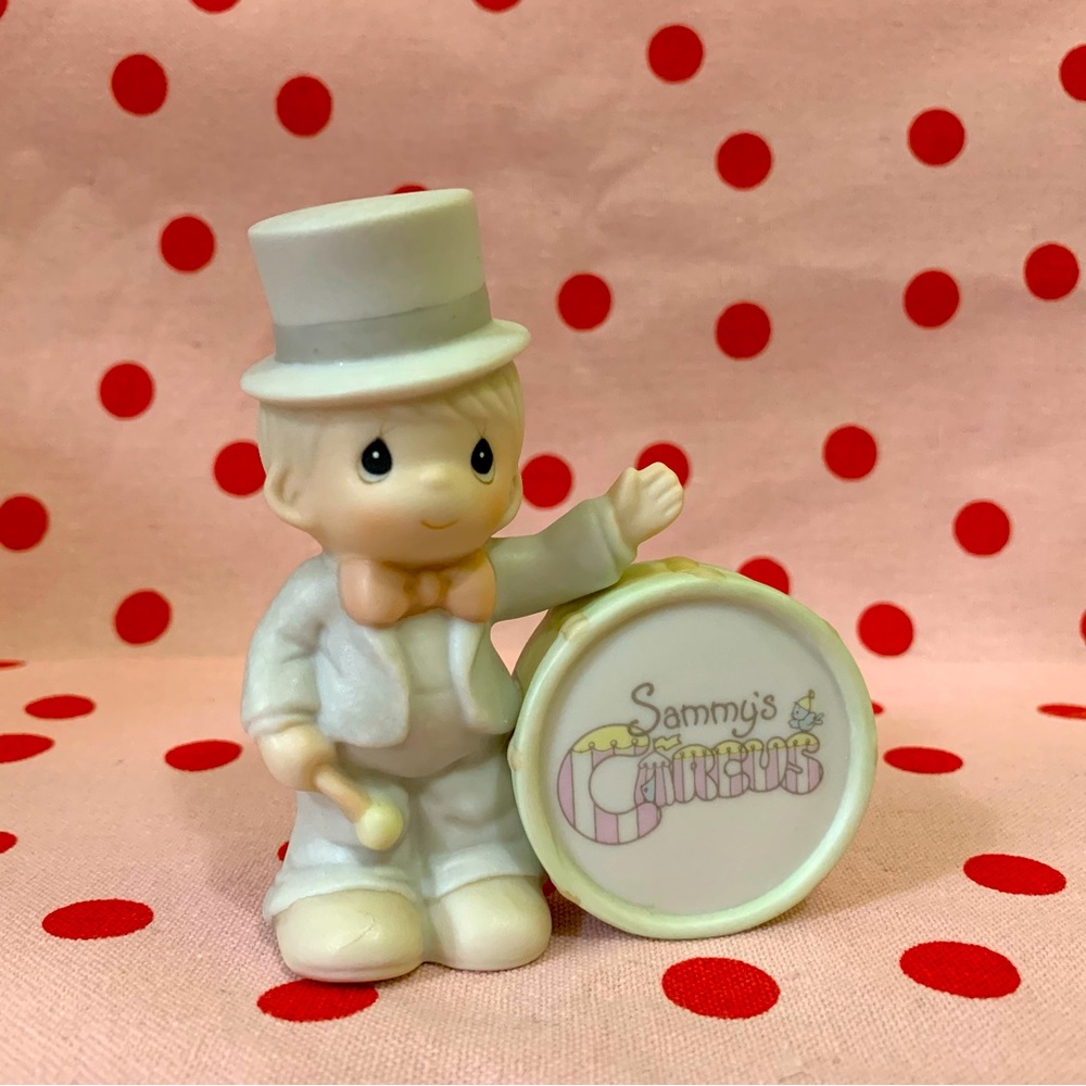 Precious Moments Sammy’s Circus: Collin
